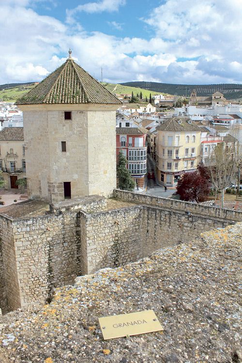 Castillo del Moral y Museo Arqueológico de Lucena.