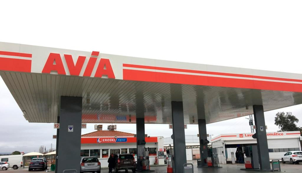 EROSKI y AVIA su acuerdo de expandir los supermercados RAPID en las gasolineras del petrolífero | AVIA Energias